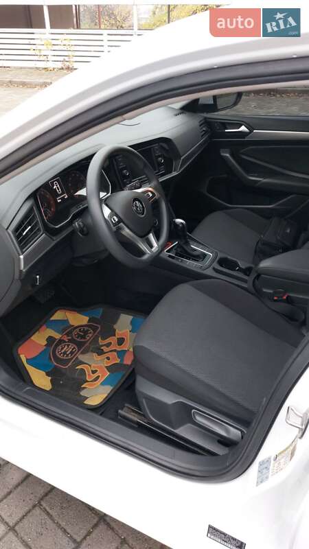 Седан Volkswagen Jetta 2021 в Запоріжжі