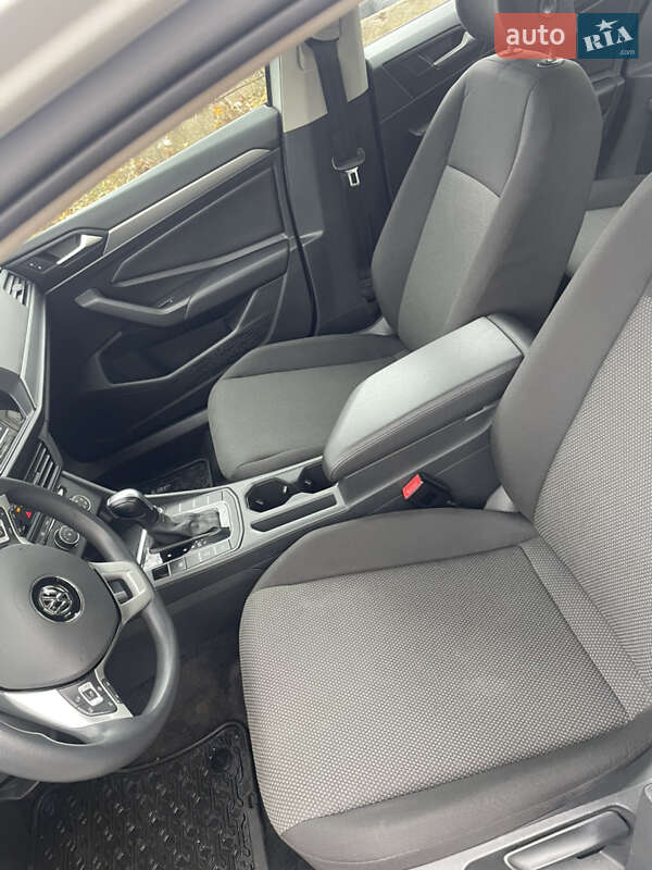 Седан Volkswagen Jetta 2018 в Киеве фото 11 Седан Volkswagen Jetta 2018 в Киеве