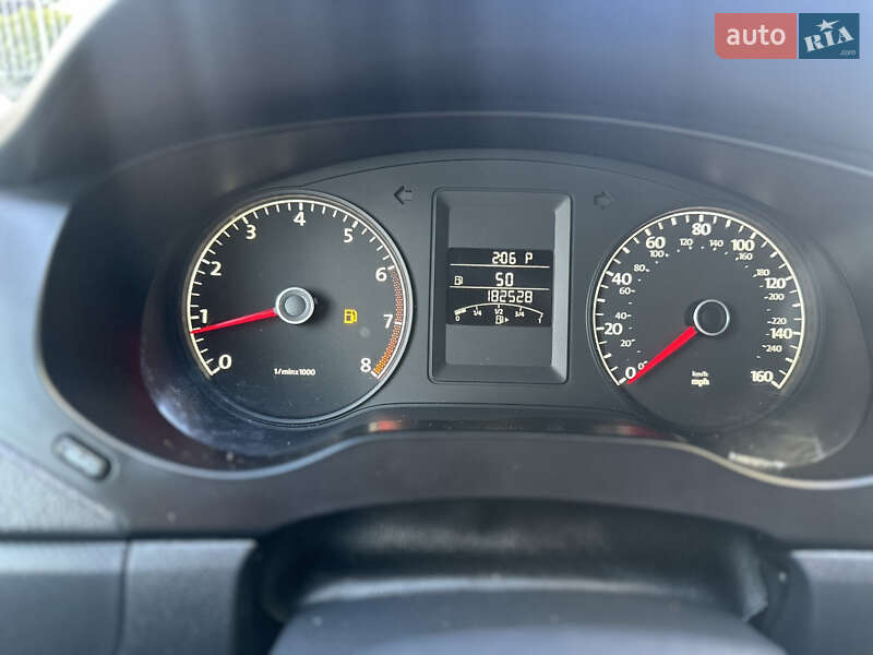 Седан Volkswagen Jetta 2014 в Киеве