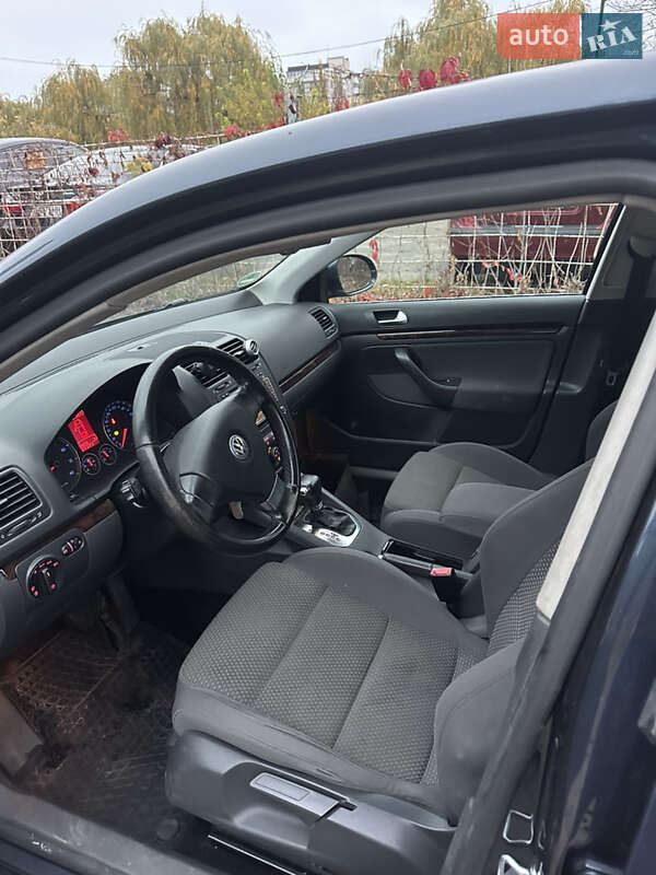 Седан Volkswagen Jetta 2008 в Києві