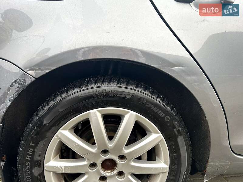 Седан Volkswagen Jetta 2005 в Летичеве