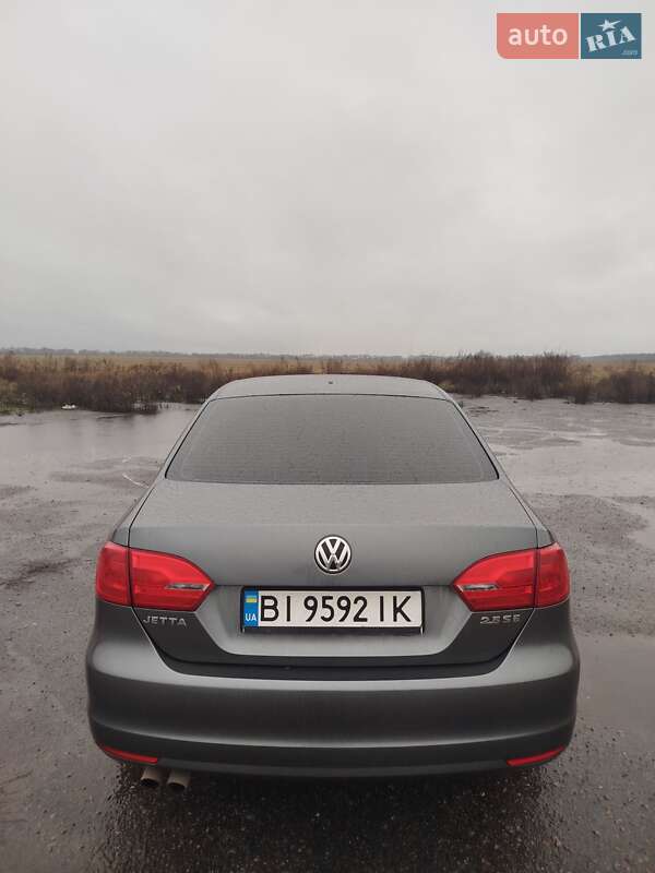 Седан Volkswagen Jetta 2012 в Лубнах