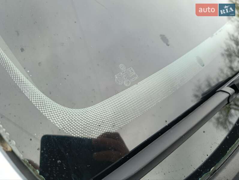 Седан Volkswagen Jetta 2011 в Одессе