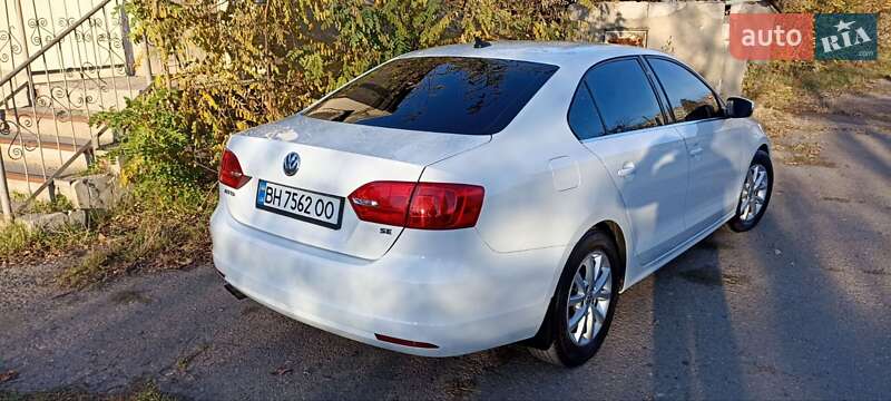 Седан Volkswagen Jetta 2014 в Білгороді-Дністровському фото 9 Седан Volkswagen Jetta 2014 в Білгороді-Дністровському