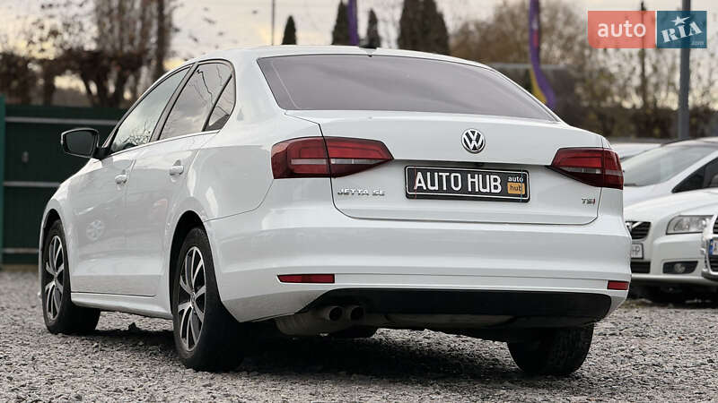 Седан Volkswagen Jetta 2017 в Бердичеве