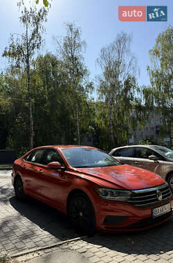 Седан Volkswagen Jetta 2019 в Хмельницькому