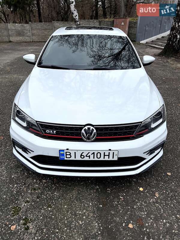 Седан Volkswagen Jetta 2017 в Валках