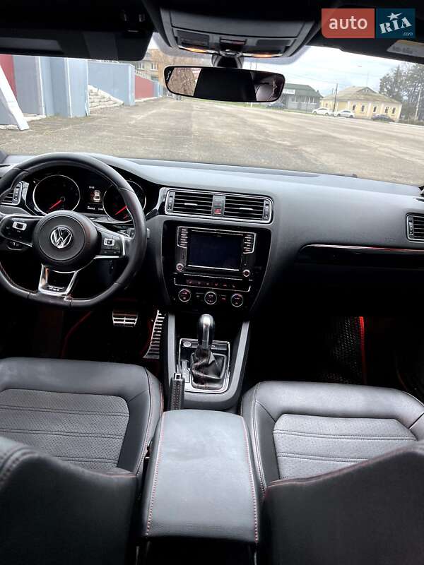 Седан Volkswagen Jetta 2017 в Валках