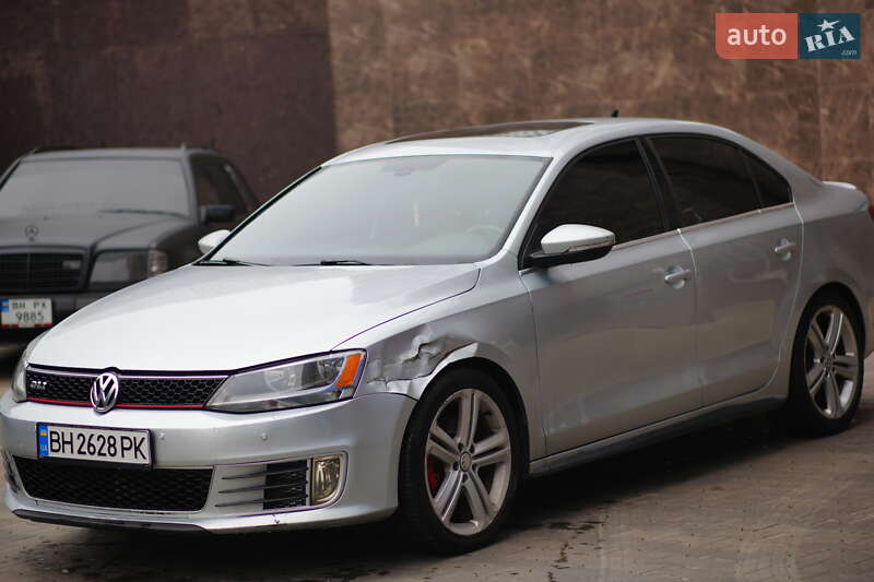 Седан Volkswagen Jetta 2015 в Одессе фото 16 Седан Volkswagen Jetta 2015 в Одессе