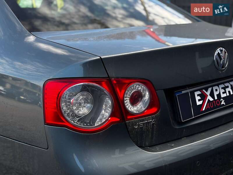 Седан Volkswagen Jetta 2009 в Львове фото 24 Седан Volkswagen Jetta 2009 в Львове