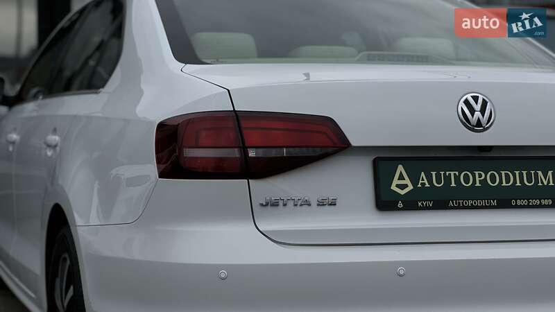 Седан Volkswagen Jetta 2016 в Киеве фото 39 Седан Volkswagen Jetta 2016 в Киеве