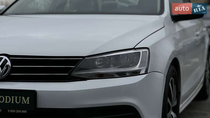 Седан Volkswagen Jetta 2016 в Киеве фото 42 Седан Volkswagen Jetta 2016 в Киеве