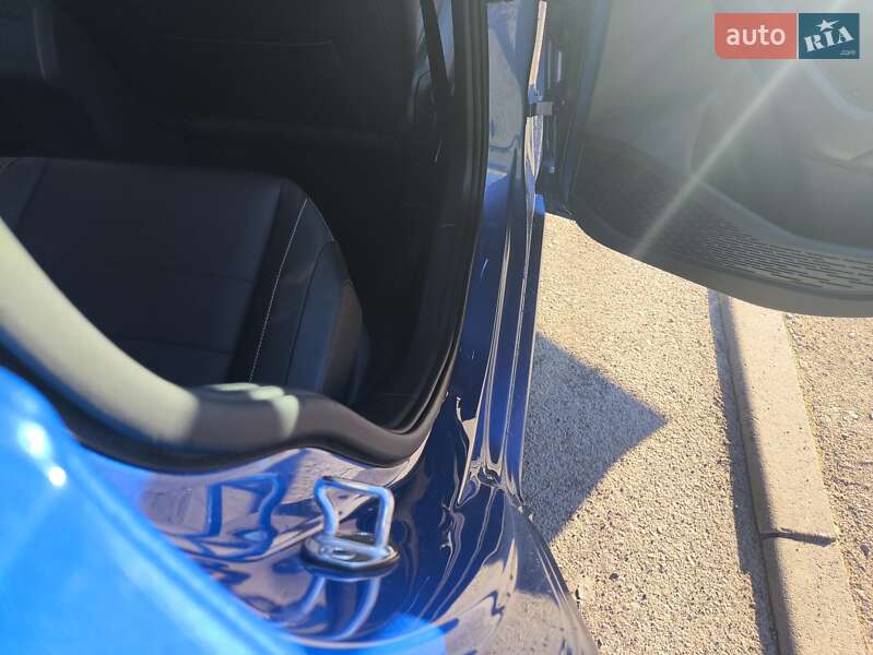 Седан Volkswagen Jetta 2023 в Львові