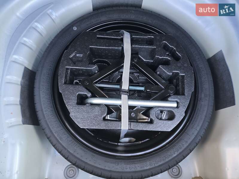 Седан Volkswagen Jetta 2023 в Львові