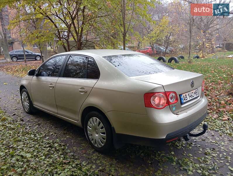 Седан Volkswagen Jetta 2008 в Виннице