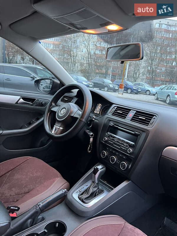 Седан Volkswagen Jetta 2013 в Белой Церкви фото 18 Седан Volkswagen Jetta 2013 в Белой Церкви