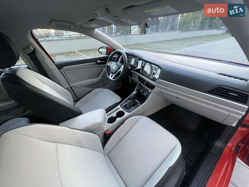 Седан Volkswagen Jetta 2019 в Ровно фото 35 Седан Volkswagen Jetta 2019 в Ровно