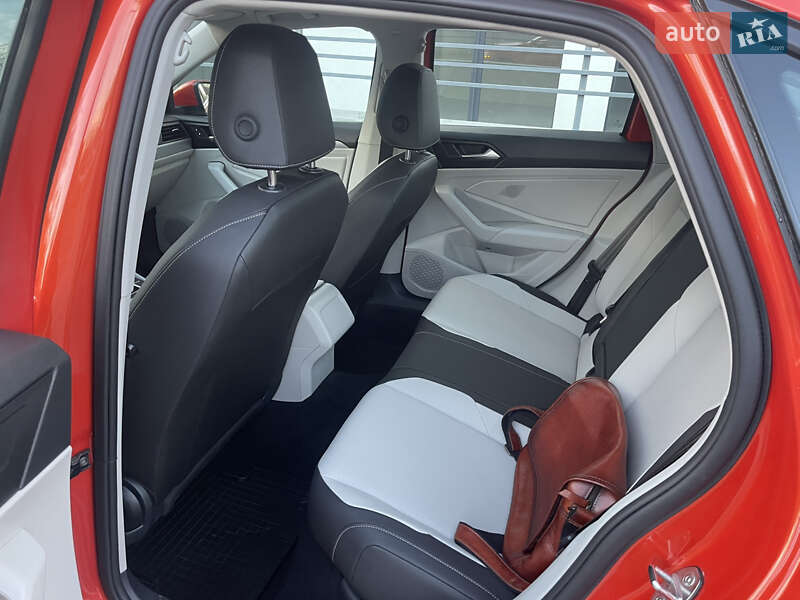 Седан Volkswagen Jetta 2019 в Ровно фото 42 Седан Volkswagen Jetta 2019 в Ровно