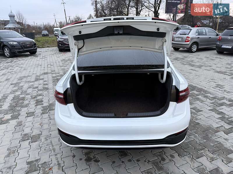 Седан Volkswagen Jetta 2022 в Ужгороде фото 25 Седан Volkswagen Jetta 2022 в Ужгороде