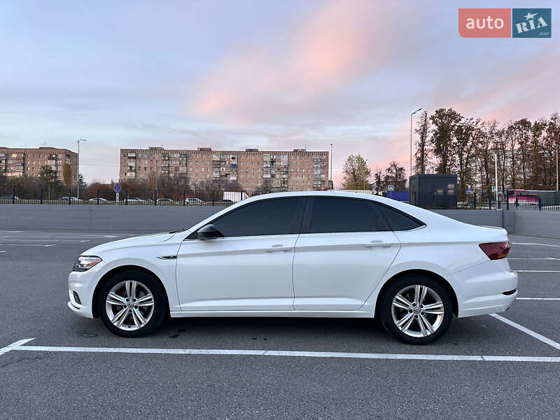 Седан Volkswagen Jetta 2018 в Полтаві