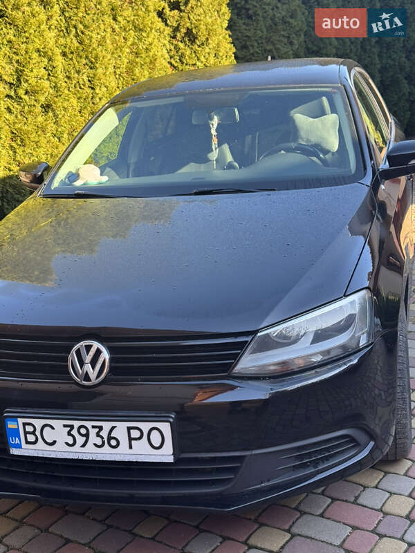 Седан Volkswagen Jetta 2013 в Рава-Руській фото 4 Седан Volkswagen Jetta 2013 в Рава-Руській