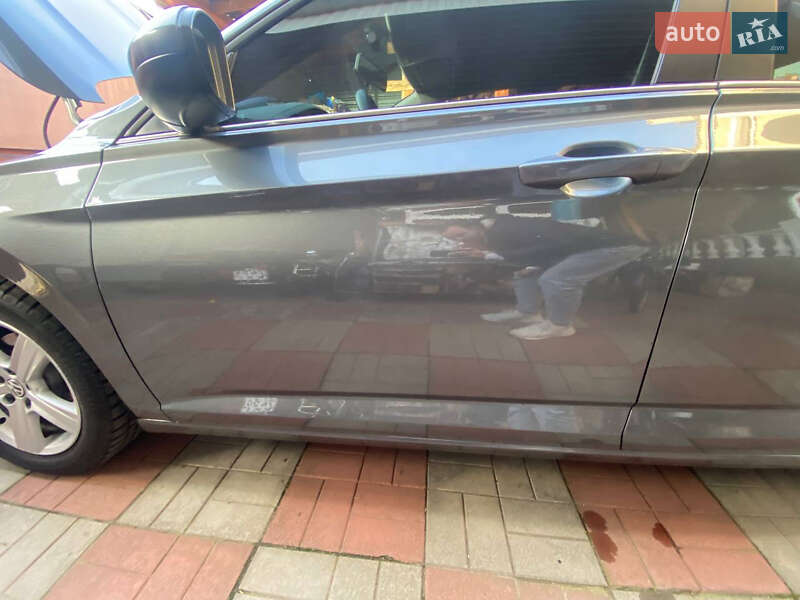 Седан Volkswagen Jetta 2018 в Броварах