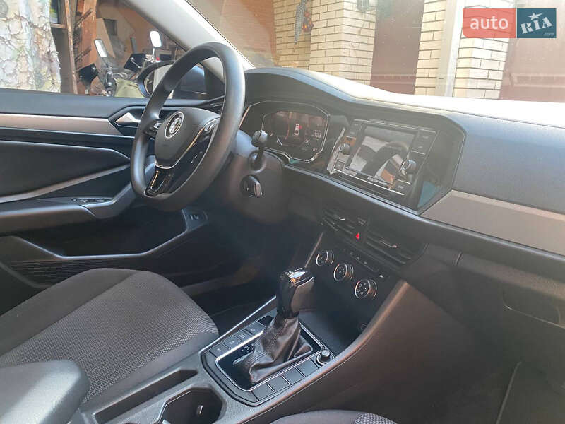 Седан Volkswagen Jetta 2018 в Броварах