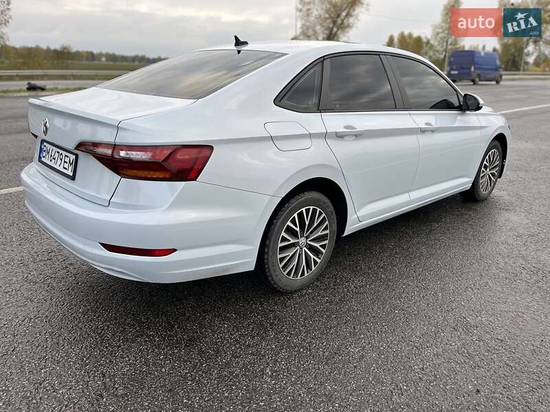 Седан Volkswagen Jetta 2018 в Ромнах фото 10 Седан Volkswagen Jetta 2018 в Ромнах