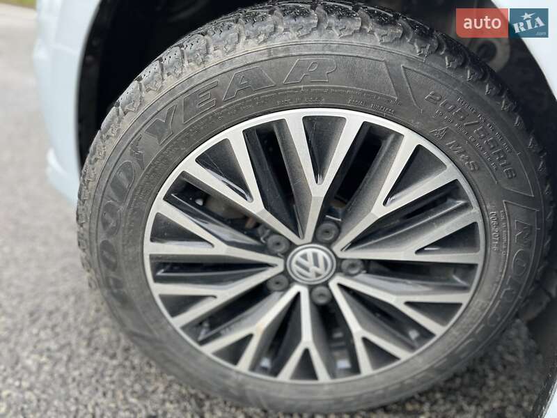 Седан Volkswagen Jetta 2018 в Ромнах фото 24 Седан Volkswagen Jetta 2018 в Ромнах