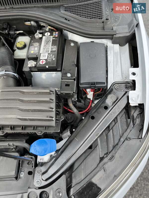 Седан Volkswagen Jetta 2018 в Ромнах фото 29 Седан Volkswagen Jetta 2018 в Ромнах