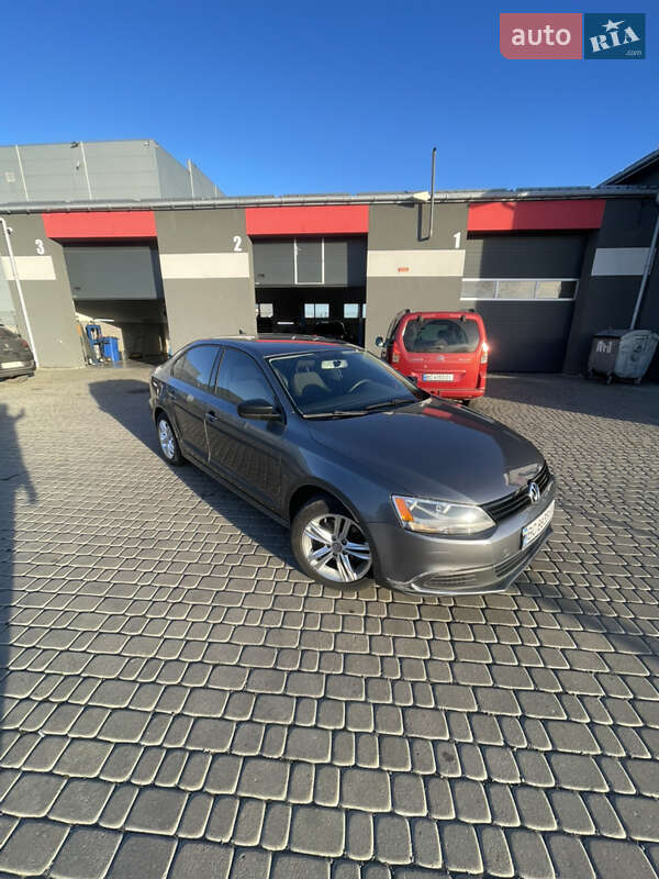 Седан Volkswagen Jetta 2014 в Львове фото 6 Седан Volkswagen Jetta 2014 в Львове