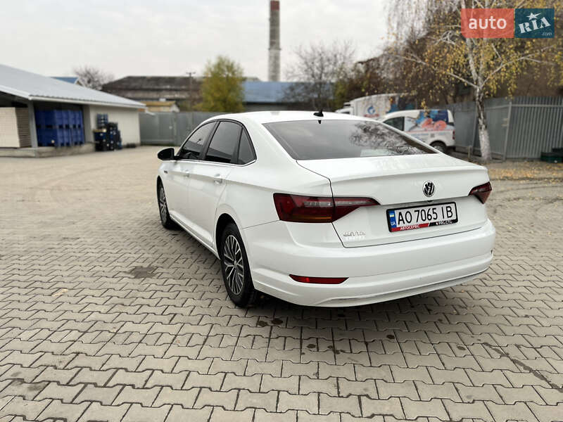 Седан Volkswagen Jetta 2018 в Ужгороді фото 5 Седан Volkswagen Jetta 2018 в Ужгороді