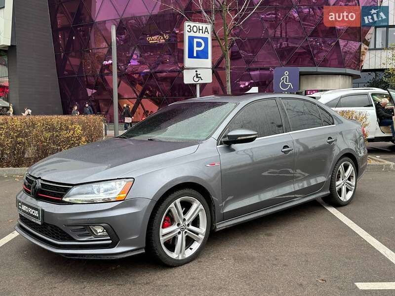 Седан Volkswagen Jetta 2017 в Києві фото 4 Седан Volkswagen Jetta 2017 в Києві
