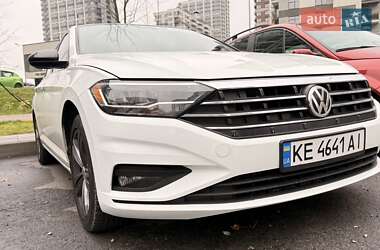 Седан Volkswagen Jetta 2019 в Києві