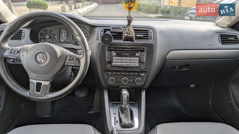 Седан Volkswagen Jetta 2013 в Одессе фото 13 Седан Volkswagen Jetta 2013 в Одессе