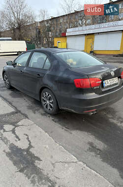 Седан Volkswagen Jetta 2011 в Києві