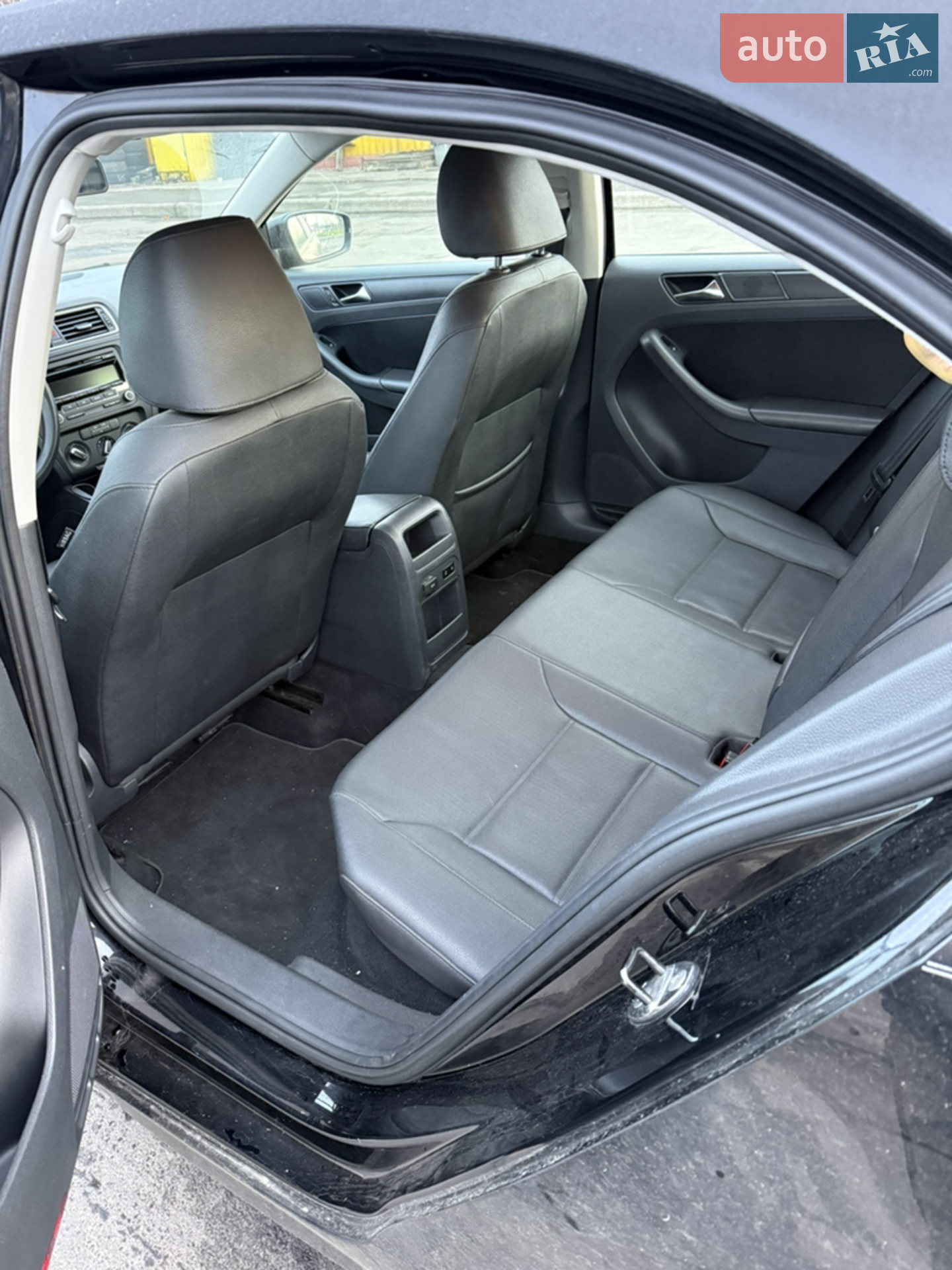 2011 Volkswagen Jetta - мініатюра 11