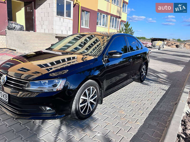 Седан Volkswagen Jetta 2017 в Софиевской Борщаговке