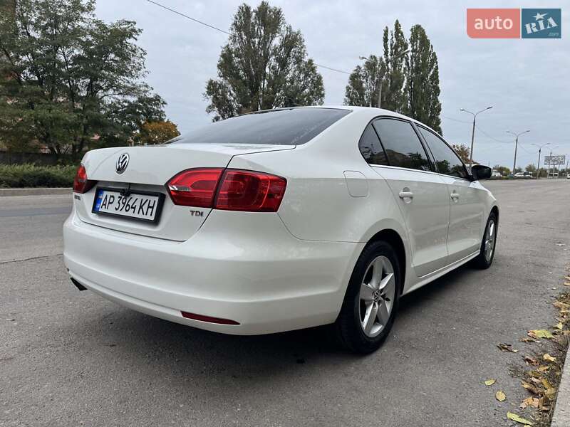 Седан Volkswagen Jetta 2013 в Запорожье фото 13 Седан Volkswagen Jetta 2013 в Запорожье