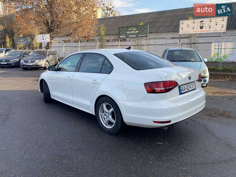 Седан Volkswagen Jetta 2016 в Полтаве
