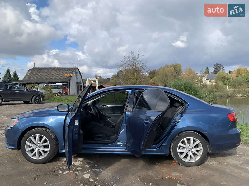 Седан Volkswagen Jetta 2015 в Львове фото 17 Седан Volkswagen Jetta 2015 в Львове