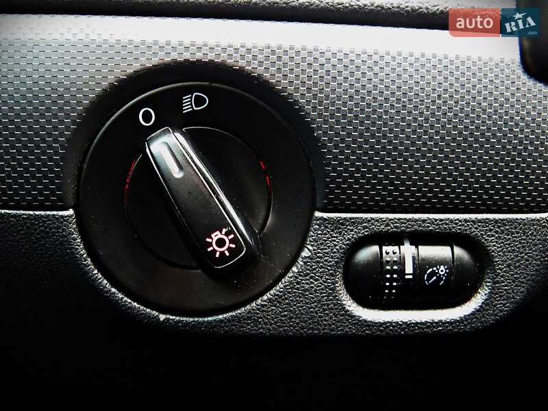 Седан Volkswagen Jetta 2012 в Черкассах