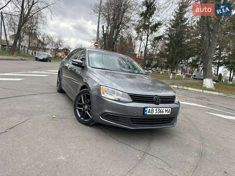Седан Volkswagen Jetta 2014 в Вінниці