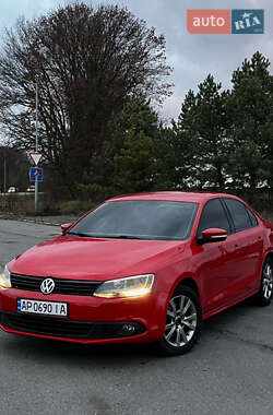Седан Volkswagen Jetta 2012 в Мені