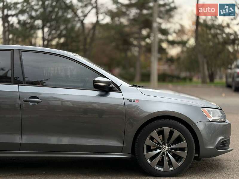 Седан Volkswagen Jetta 2013 в Николаеве фото 10 Седан Volkswagen Jetta 2013 в Николаеве