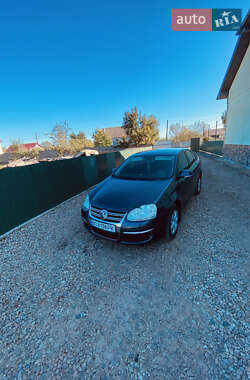 Седан Volkswagen Jetta 2005 в Долині