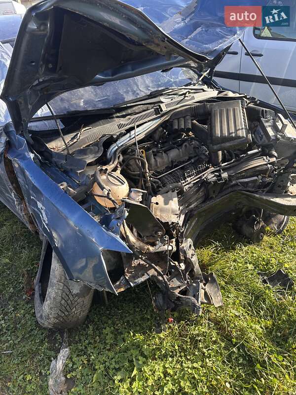 Седан Volkswagen Jetta 2017 в Калуше фото Седан Volkswagen Jetta 2017 в Калуше