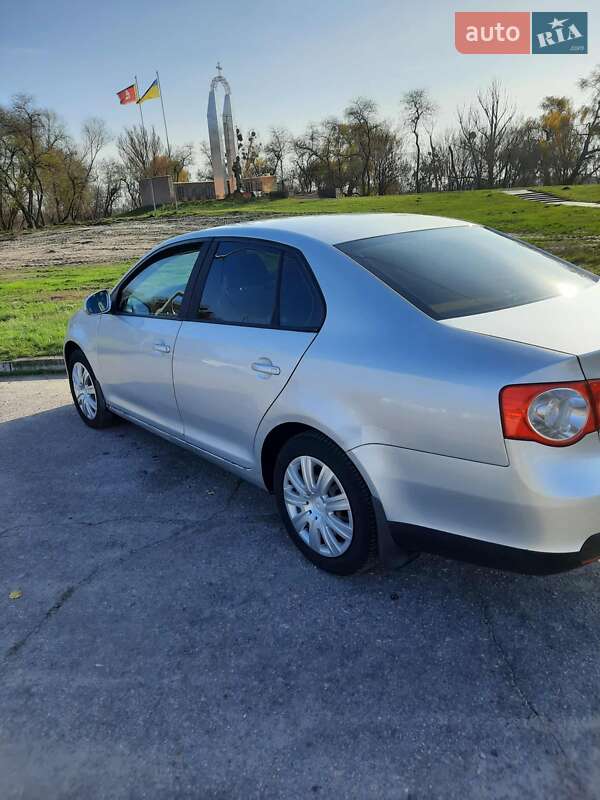 Седан Volkswagen Jetta 2008 в Киеве