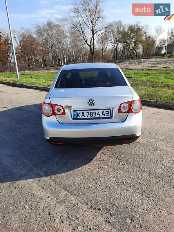 Седан Volkswagen Jetta 2008 в Киеве