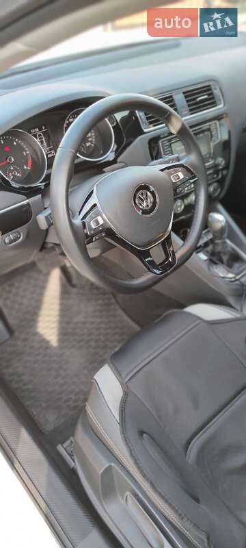 Седан Volkswagen Jetta 2016 в Новодністровську фото 2 Седан Volkswagen Jetta 2016 в Новодністровську